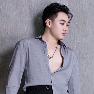 Men's White Linen Short-Sleeve Shirt with Silver Chain and Blue Pleated Trousers