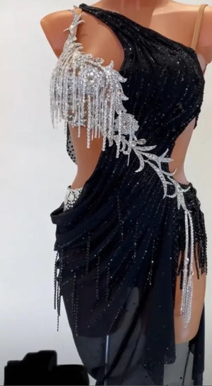 Latin Dance Dress Women Black Embellished One-Shoulder Asymmetrical Fringe Rhinestone Beaded Chiffon Ballroom Dance Competition Costume