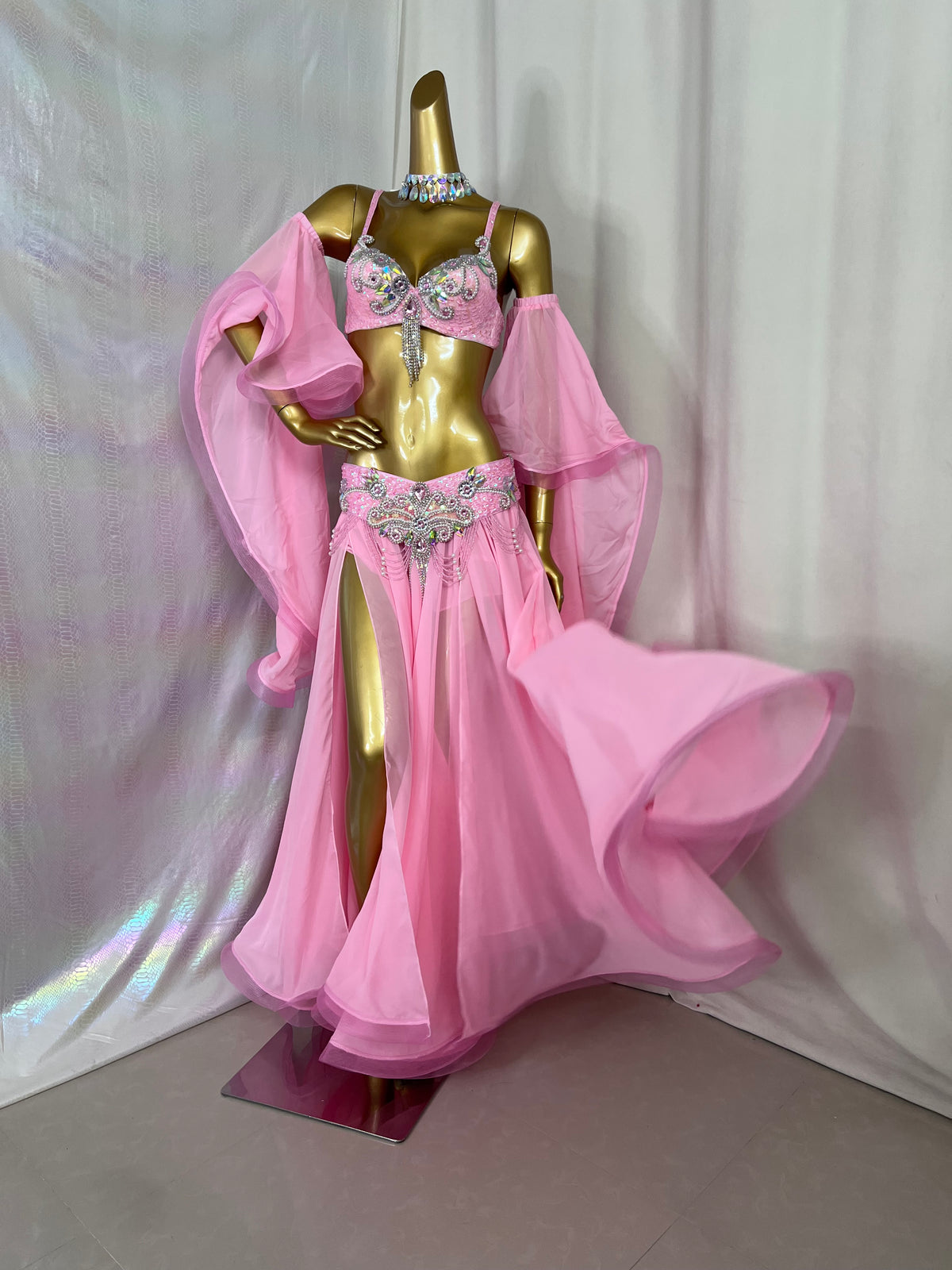 New Style Samba Carnival Handmade Belly Dance Costumes Pink Color Performance Costumes Bra Belt Skirt With Arm Sleeves 5 Piece/Set