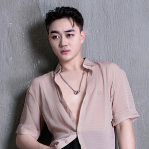 Men's White Linen Short-Sleeve Shirt with Silver Chain and Blue Pleated Trousers