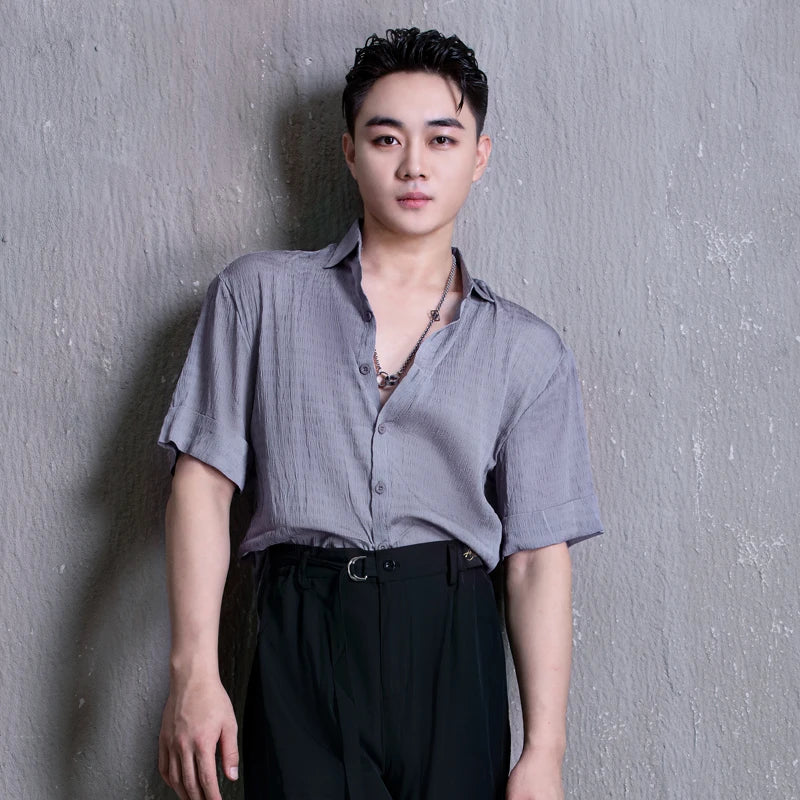 Men's White Linen Short-Sleeve Shirt with Silver Chain and Blue Pleated Trousers