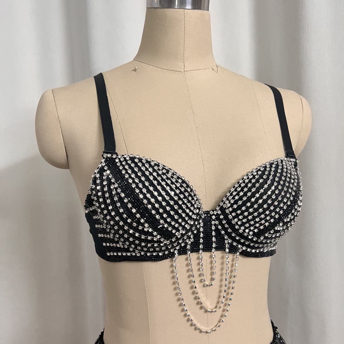 New Style Samba Carnival Handmade Belly Dance Diamond Costumes Bra,Panty And Mini Skirt 3 Piece Black Color