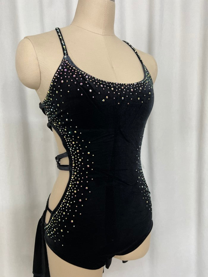 Long kimono coat stage performance costumes and black velvet dress