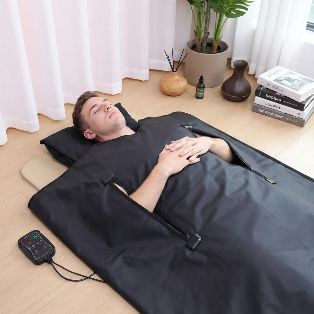 Person using the SA2000 sauna sleeping bag