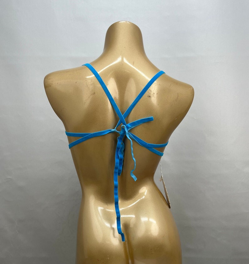 Carnival Dance Costume Top, Women's Blue Embellished Rhinestone Peacock Bra with Gold Chain Draping, Samba Dancewear