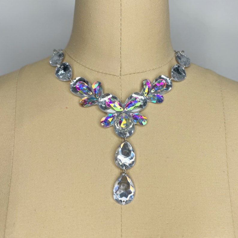 Dance Costume Rhinestone Bra Top, Women's Multi-Color Crystal Embellished Halter Neck Belly Dance Bra Top